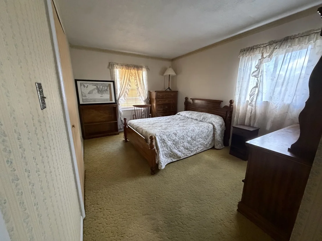 Photo of 613 Wicker Avenue