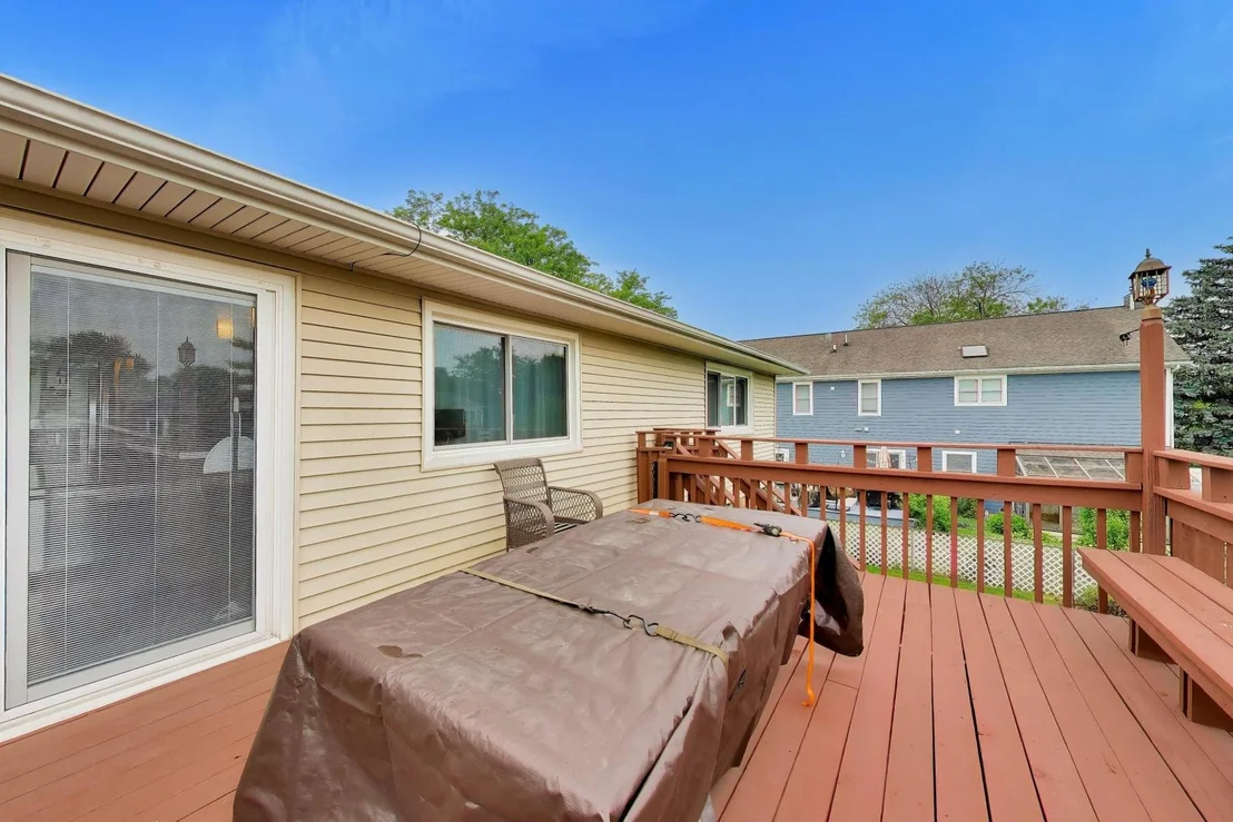 Photo of 650 Nassau Drive