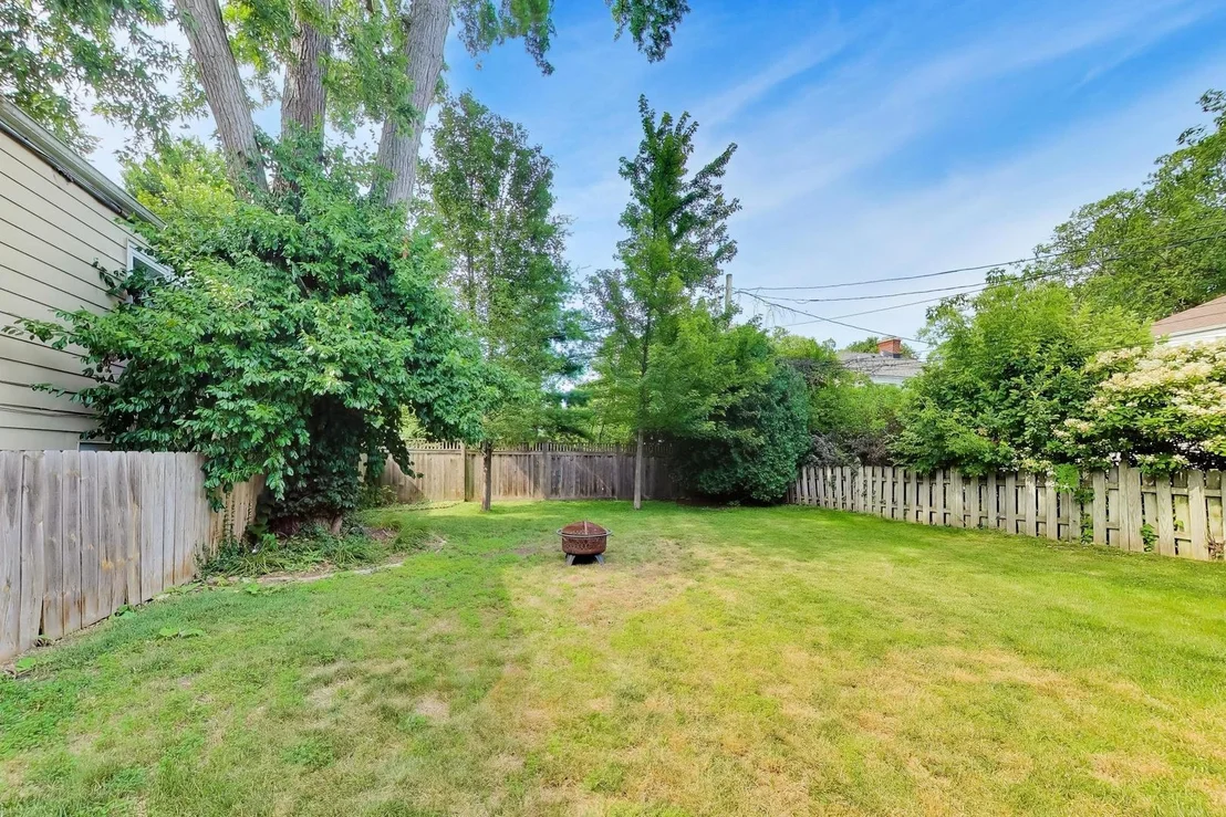 Photo of 2711 Elgin Road