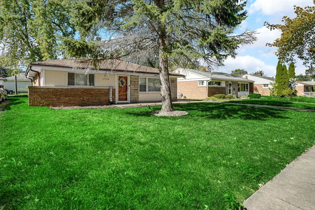 Photo of 17218 Walter Street