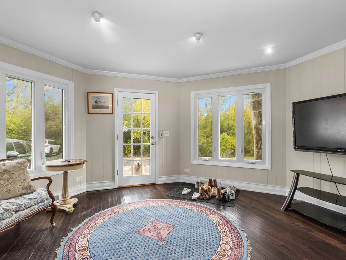 Photo of 155 Helm Road