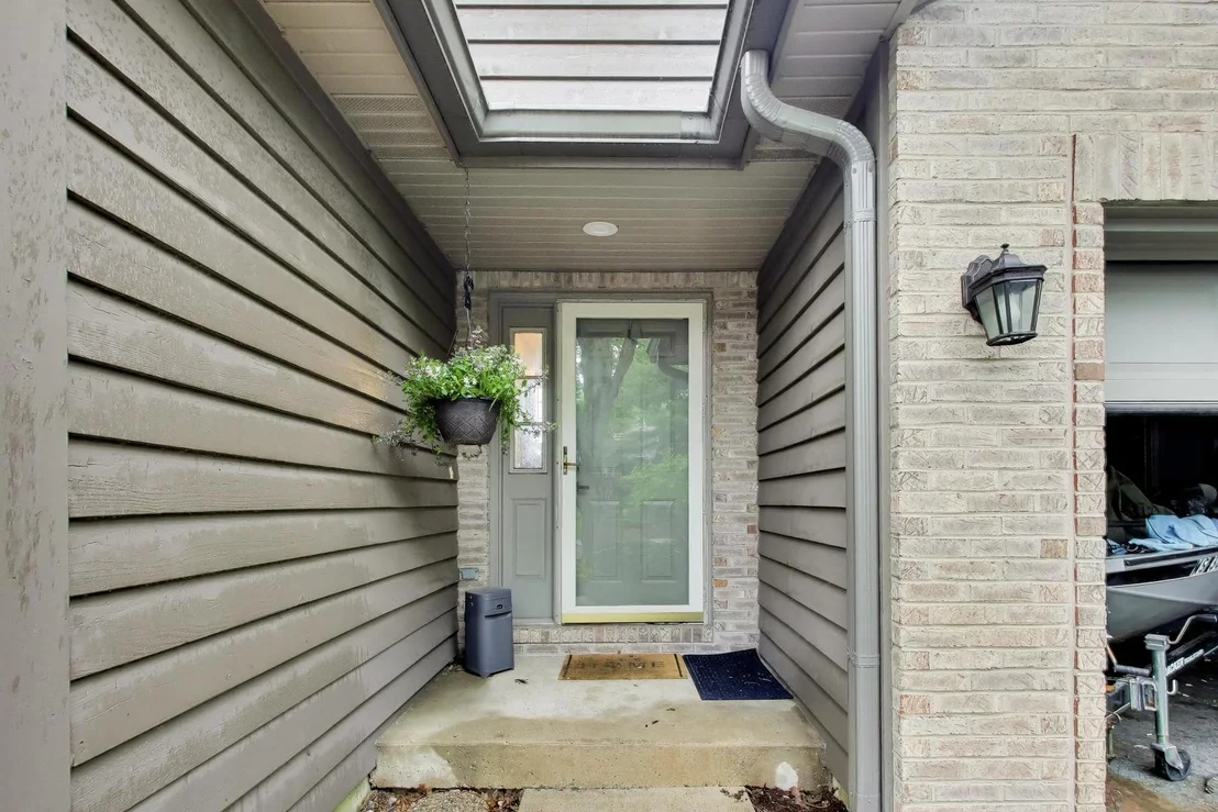 Photo of 919 Millcreek Circle