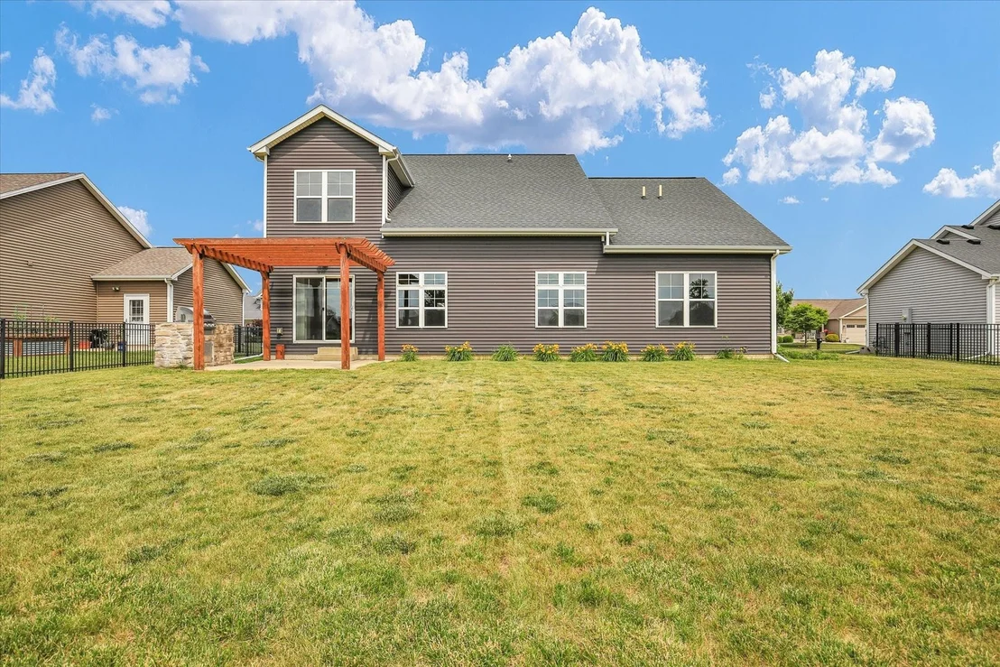 Photo of 1417 Fieldstone Drive