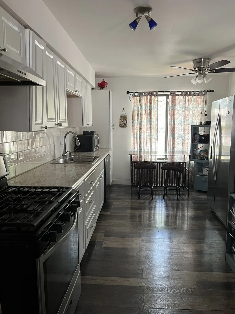 Photo of 18650 Golfview Drive