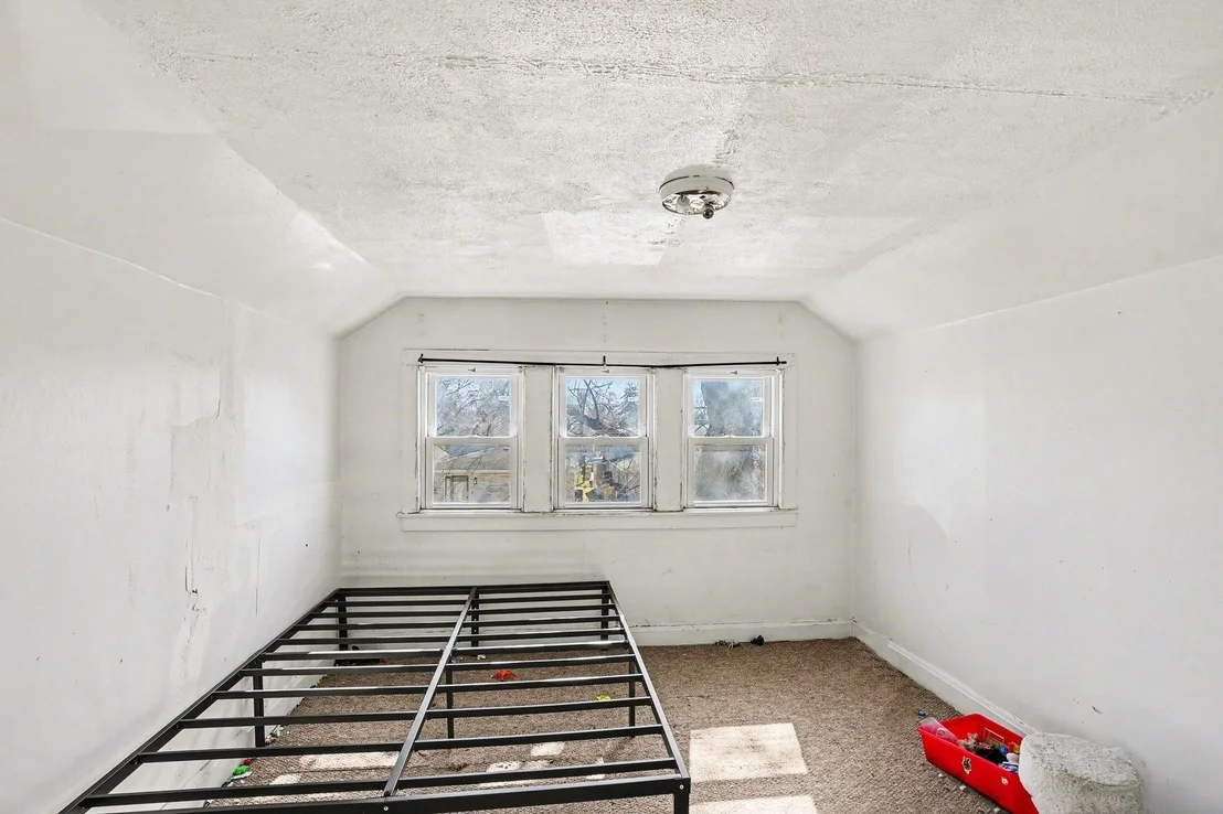 Photo of 8332 44th Place