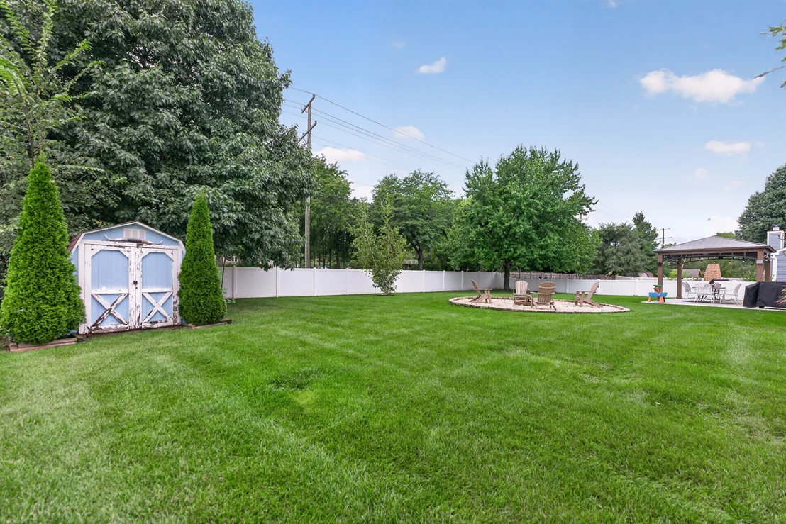 Photo of 1455 Iris Avenue