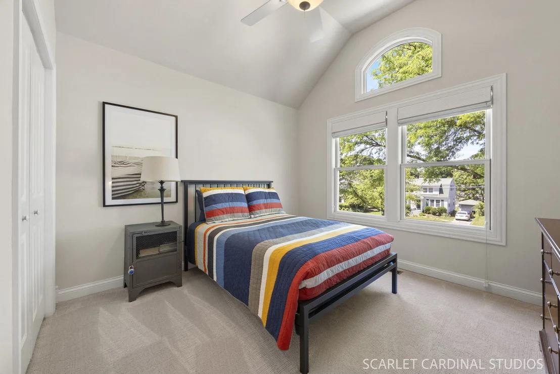 Photo of 616 E Willow Avenue