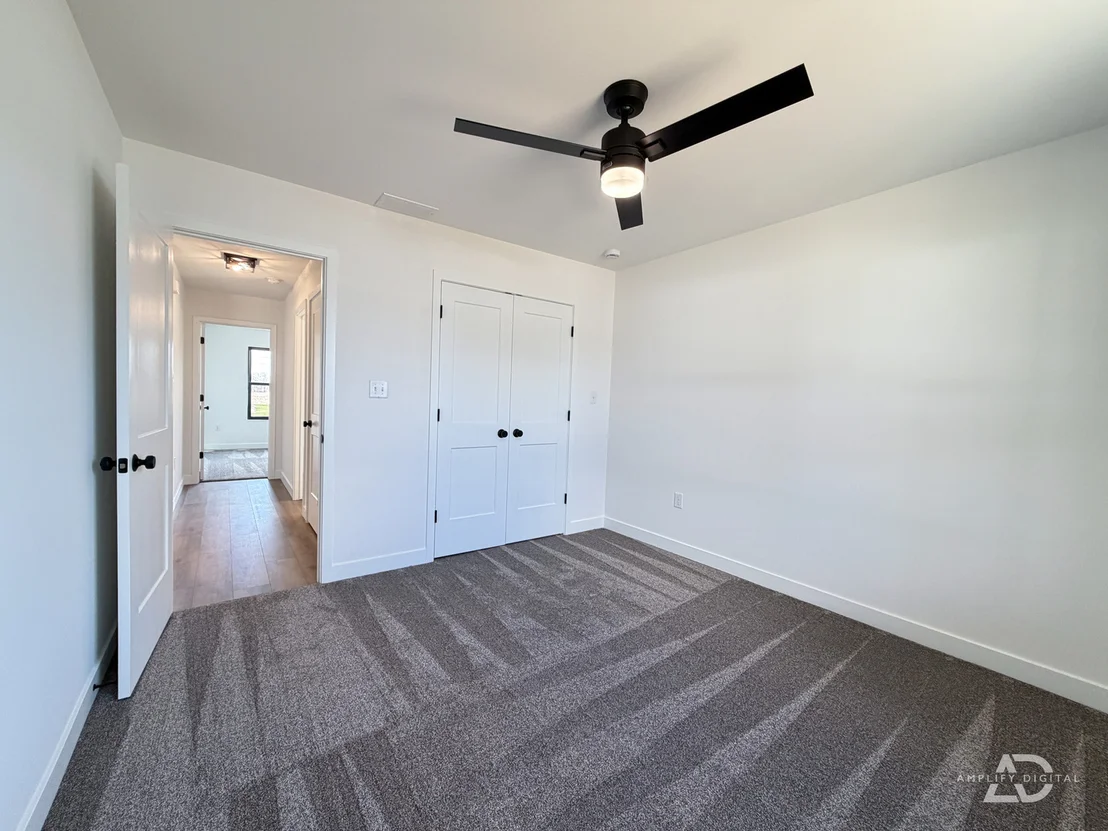 Photo of 455 Edgebrook Drive