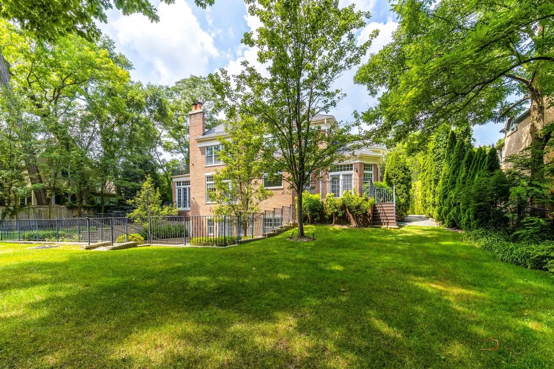 Photo of 64 Crescent Drive