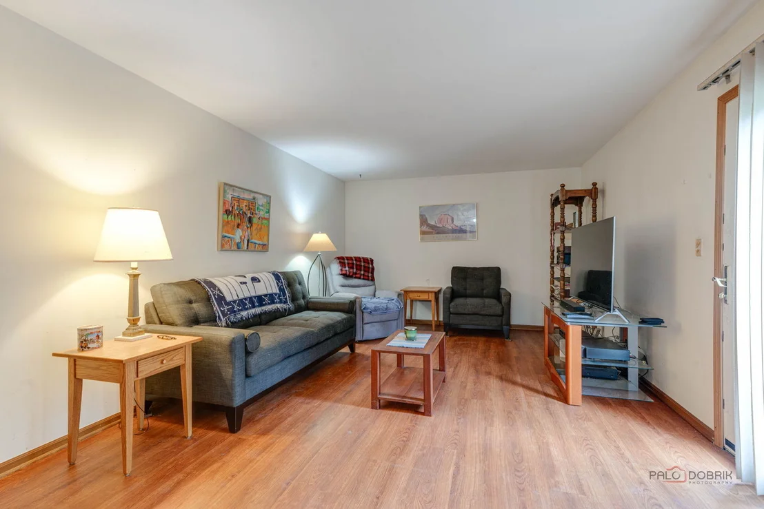 Photo of 705 Royal Glen Drive