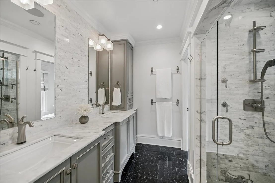 Photo of 814 Park Avenue