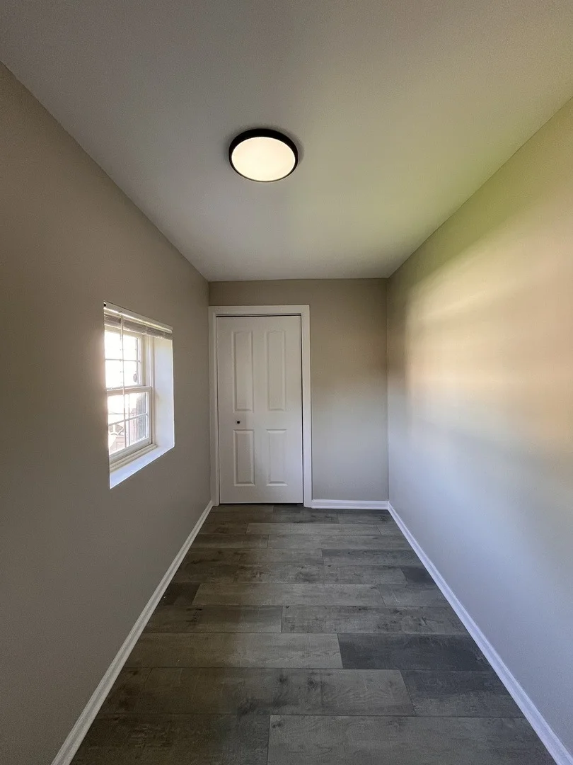 Photo of 5950 S Artesian Avenue