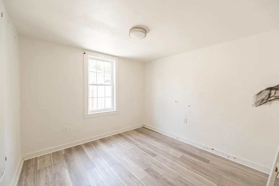 Photo of 2426 Grape Street