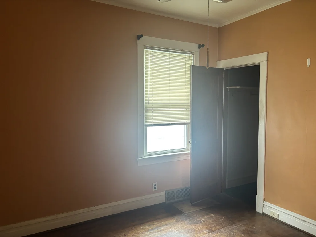 Photo of 1028 Thomas Avenue