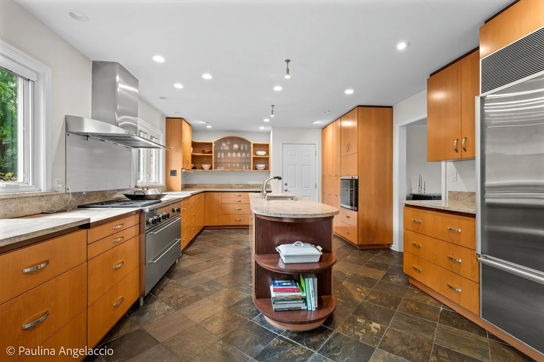 Photo of 490 Red Barn Lane