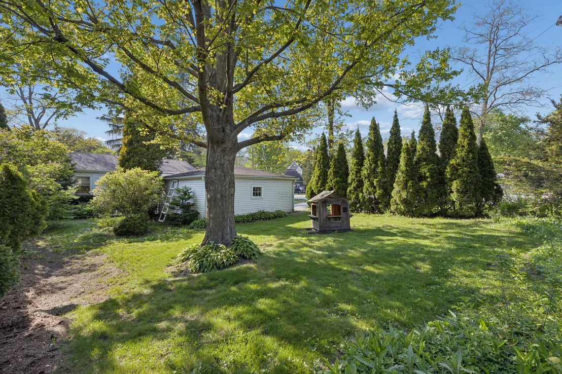 Photo of 951 Hemlock Street