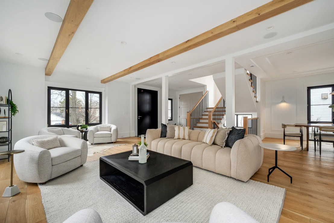 Photo of 476 Park Avenue