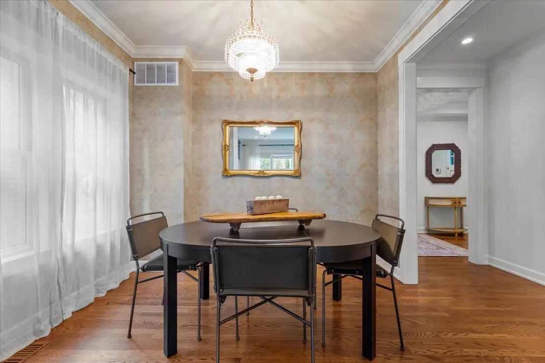 Photo of 1303 Maple Avenue