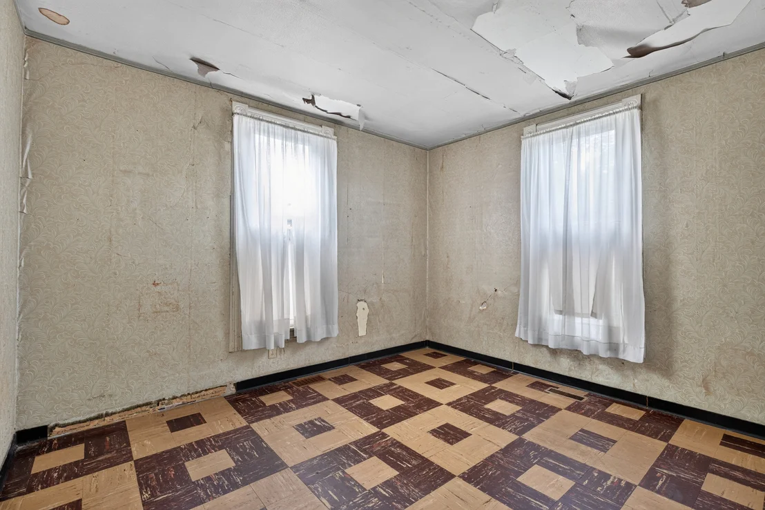 Photo of 115 7th Street