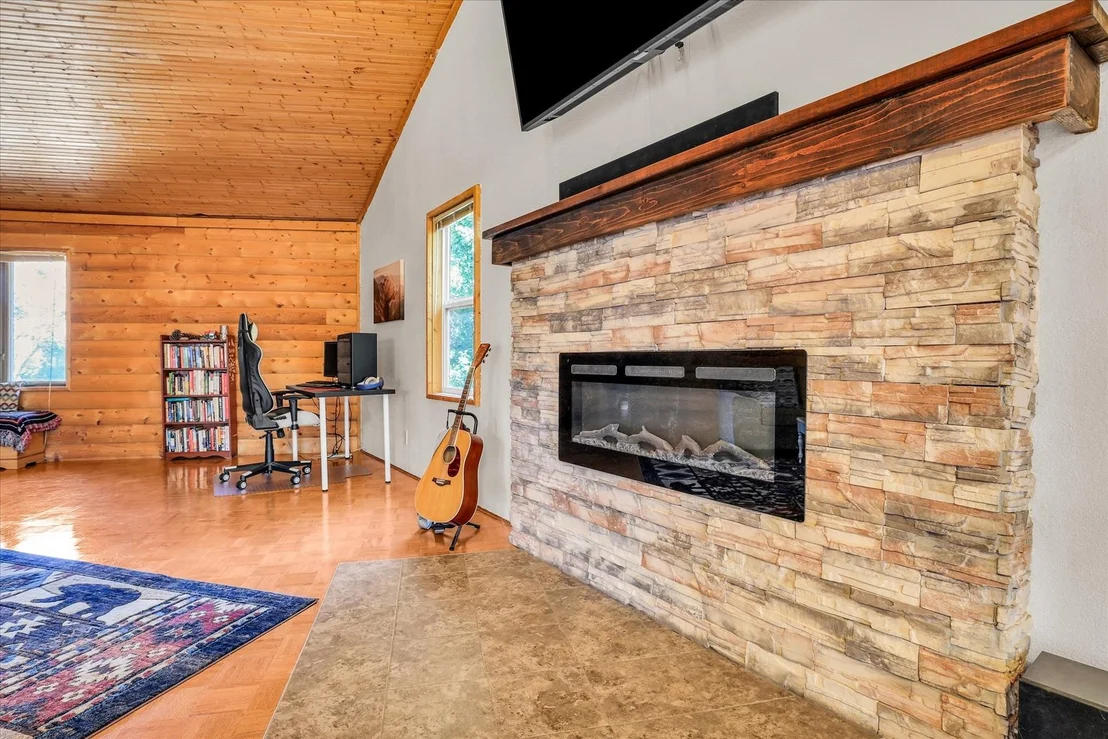 Photo of 715 Cortez Drive