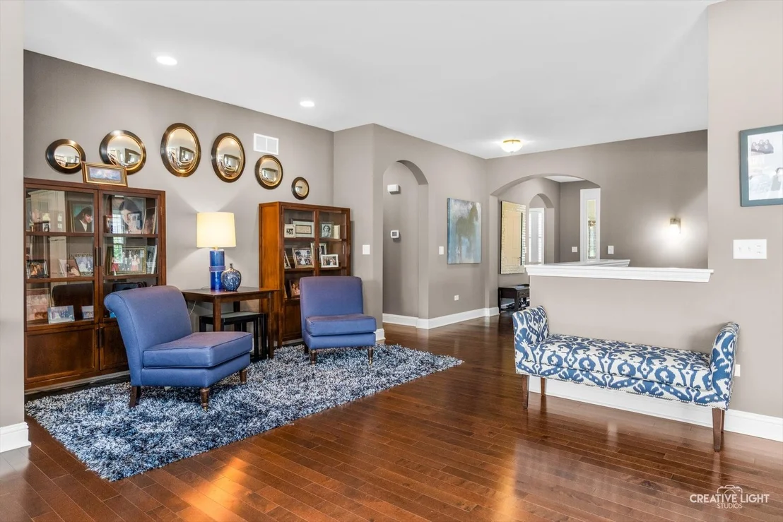Photo of 2832 Chevy Chase Lane