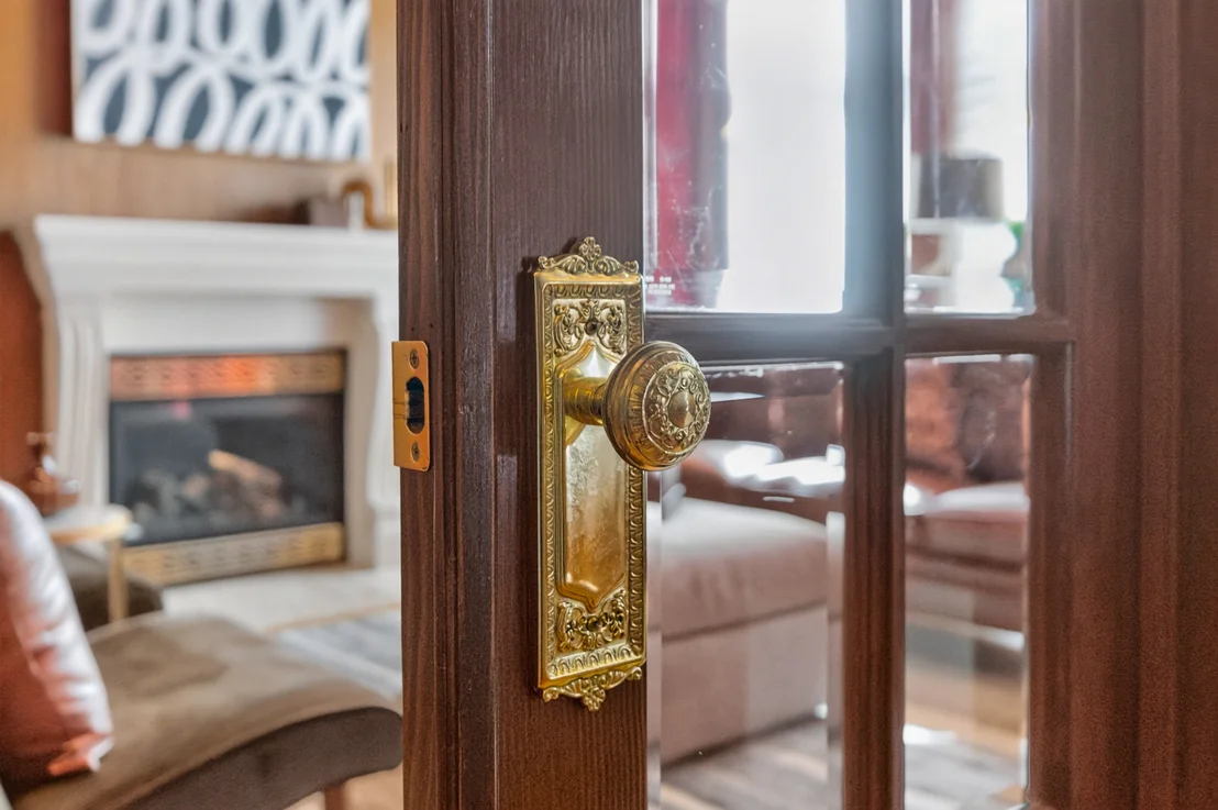 Photo of 634 W Briar Place