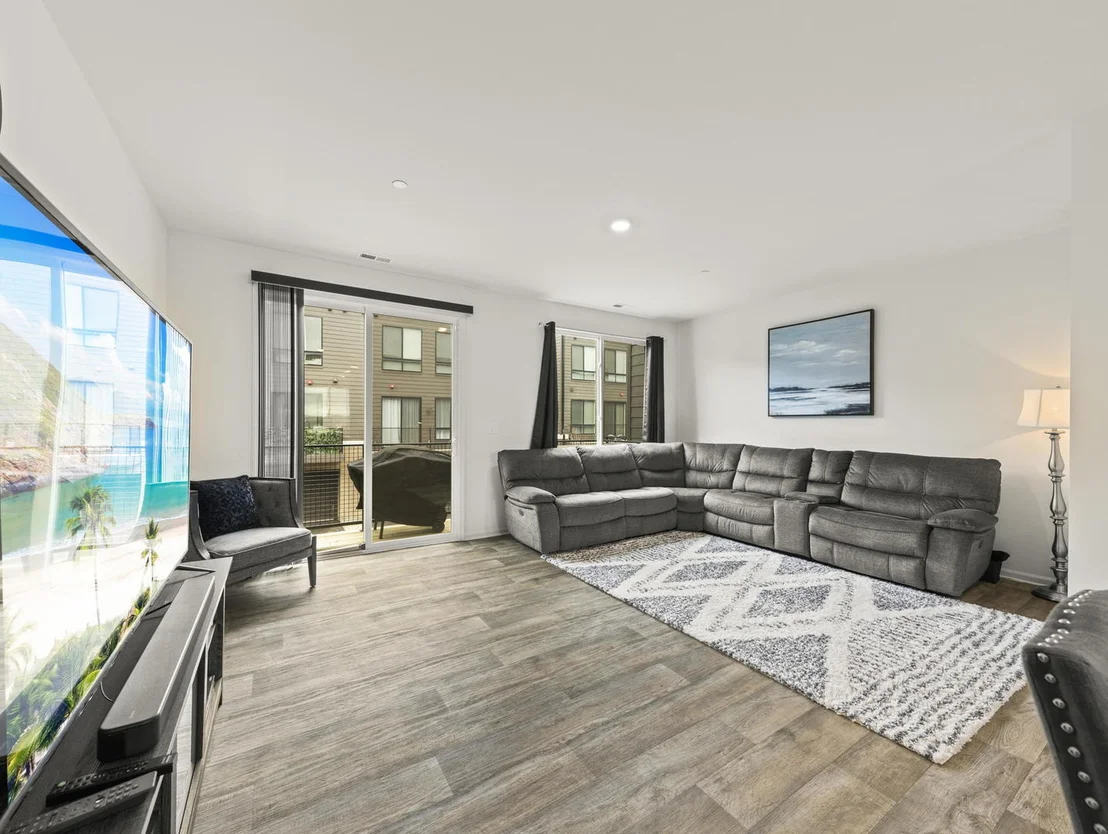 Photo of 1294 Catalina Court