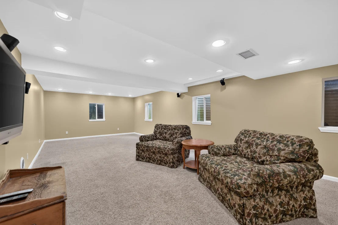 Photo of 1068 Fox Path
