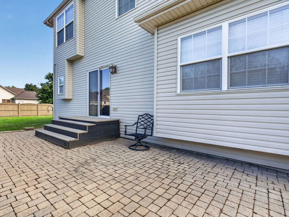 Photo of 1010 Heritage Drive