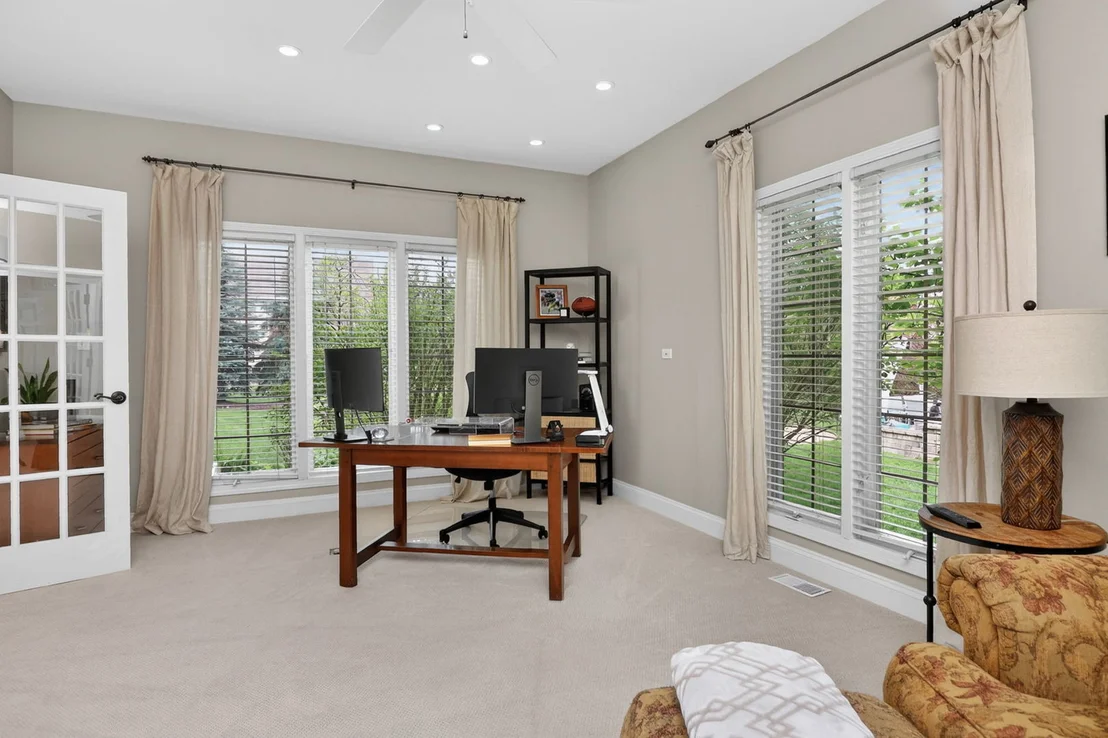 Photo of 1376 Chapman Drive