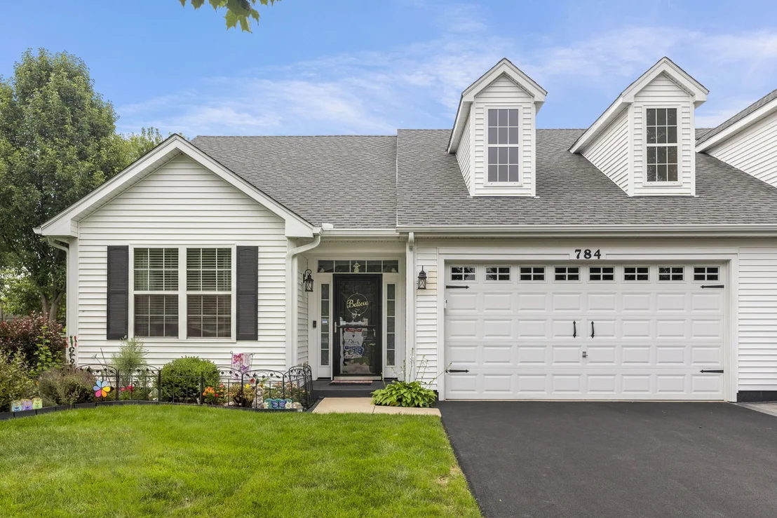 Photo of 784 Bellevue Circle