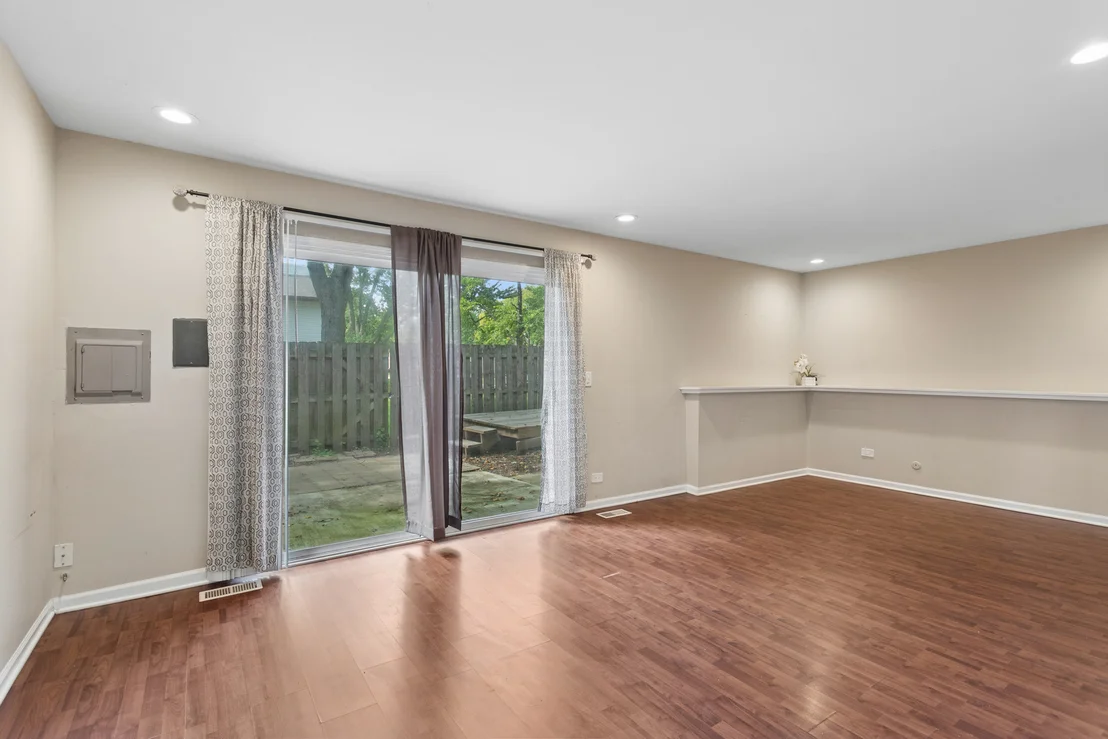 Photo of 285 Navajo Drive
