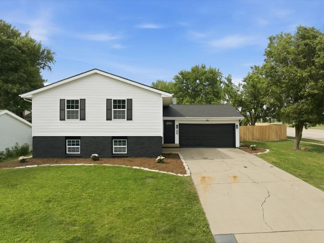 Photo of 1828 Johnson Drive