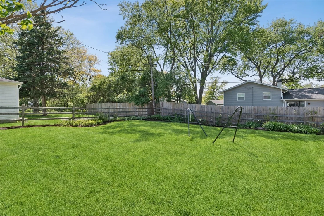 Photo of 5324 Clover Drive