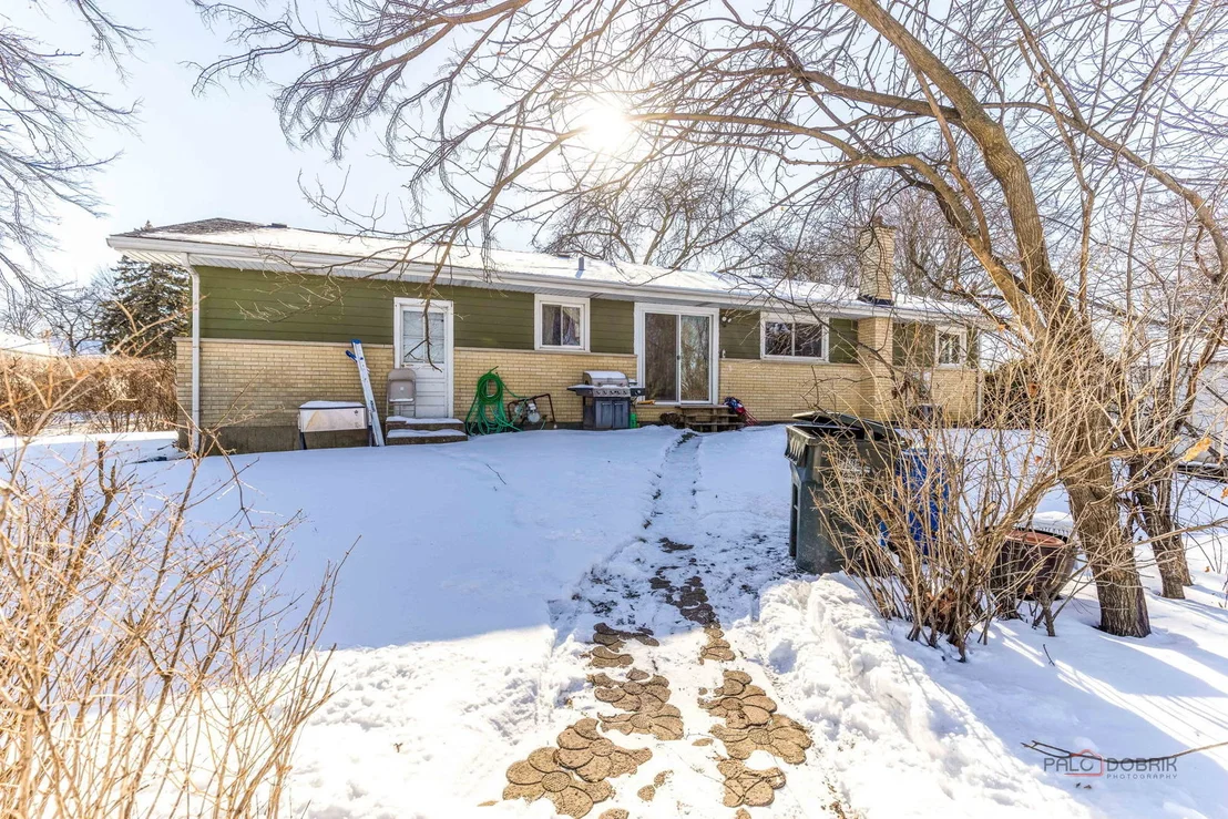 Photo of 908 E Central Road