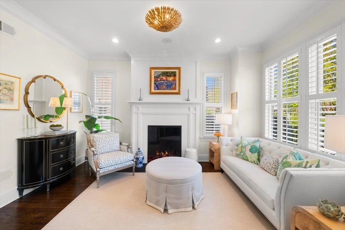 Photo of 1482 Edgewood Lane