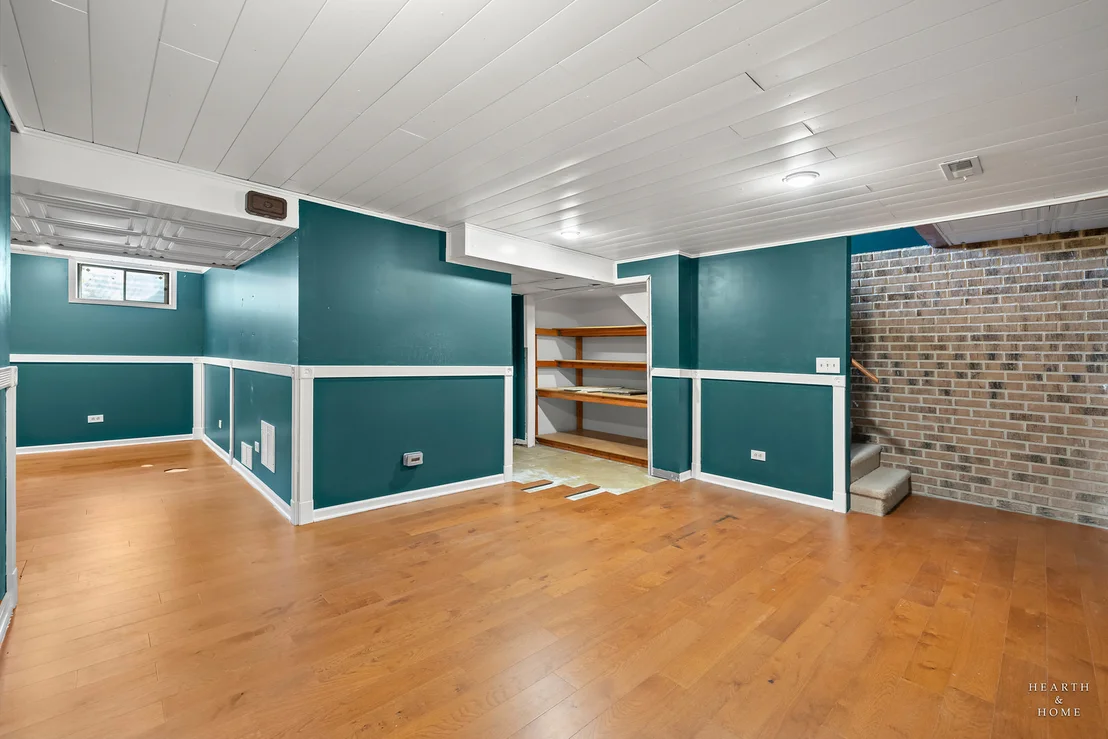 Photo of 2176 Jordan Lane