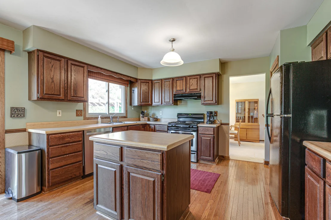 Photo of 856 Pin Oak Circle