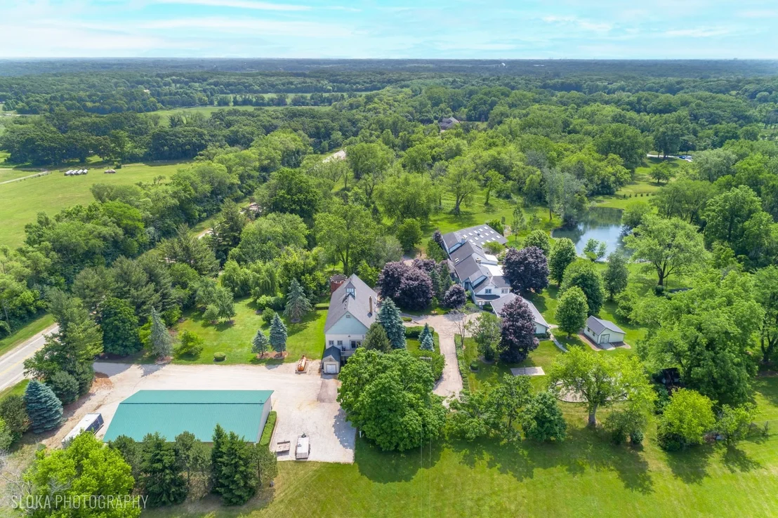 Photo of 153 Algonquin Road