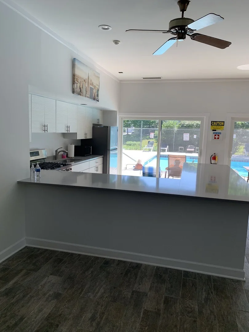 Photo of Unit 412A at 7211 WOLF Road