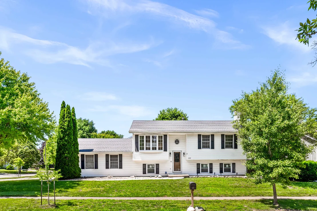 Photo of 2102 Pacific Avenue