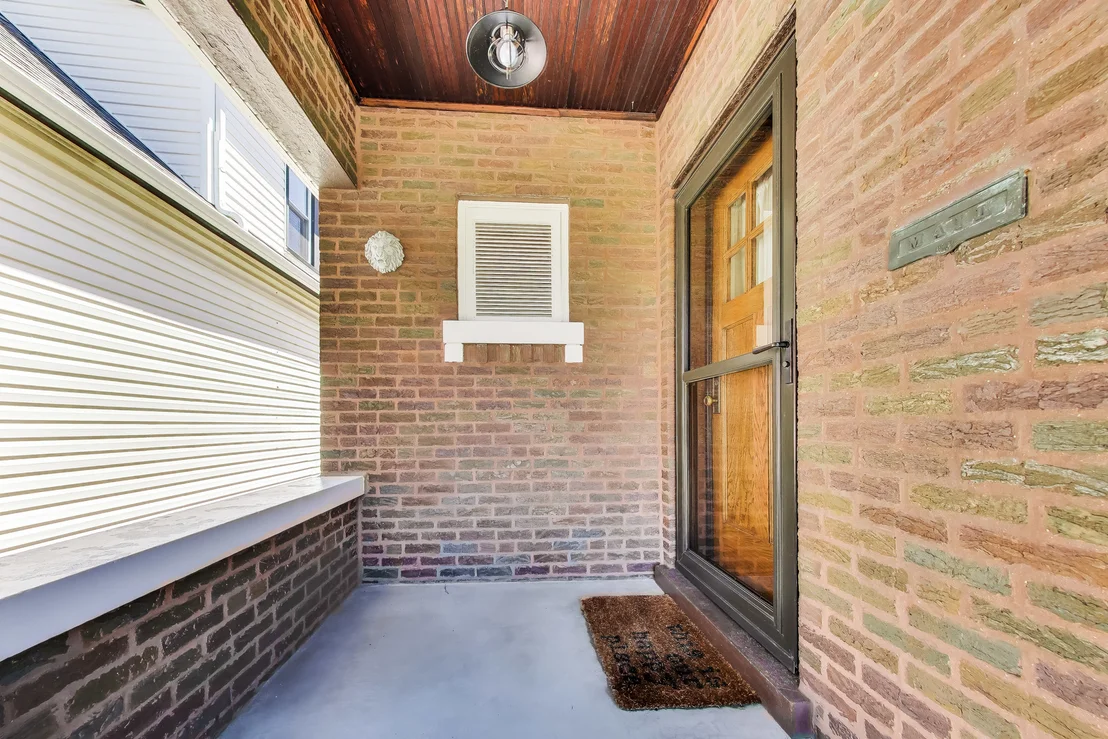Photo of 934 Circle Avenue
