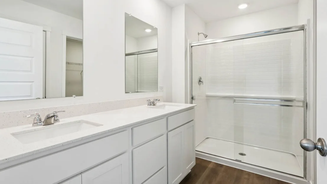 Photo of 985 Emerald Drive