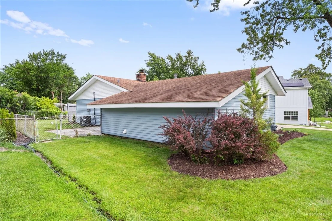 Photo of 231 Webster Lane