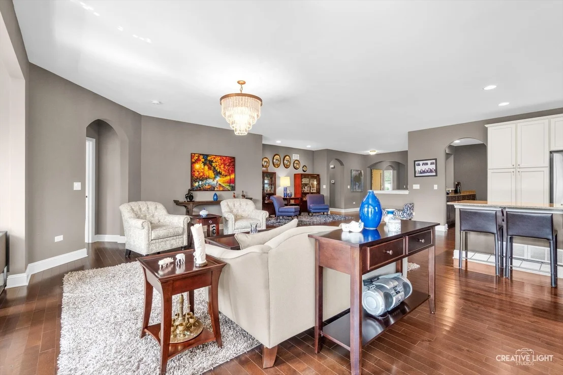 Photo of 2832 Chevy Chase Lane