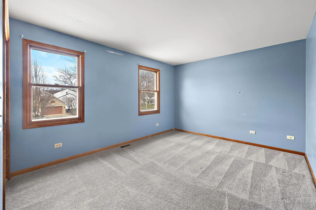 Photo of 2176 Jordan Lane