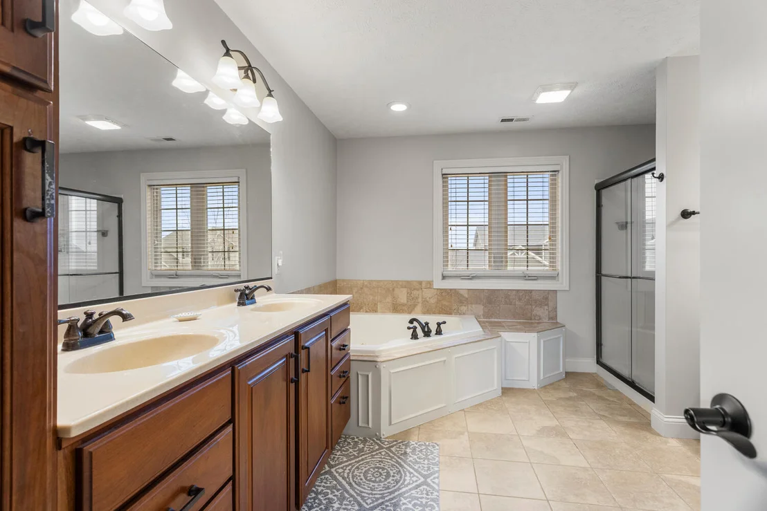 Photo of 2116 Leahs Lane