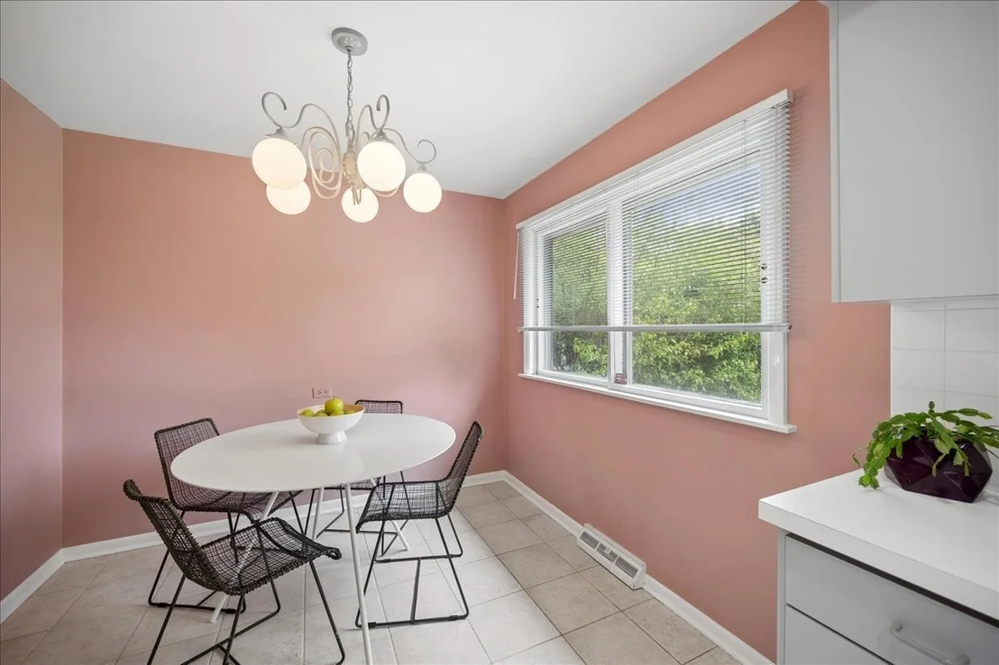 Photo of 3137 Greenleaf Avenue
