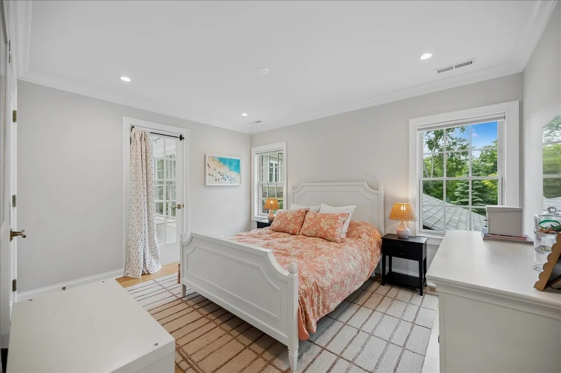 Photo of 792 Walden Road
