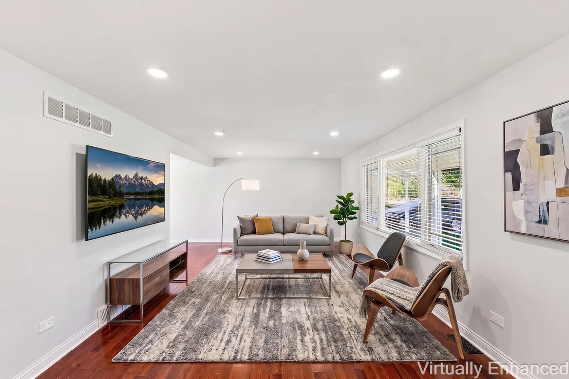 Photo of 1805 W Willow Lane